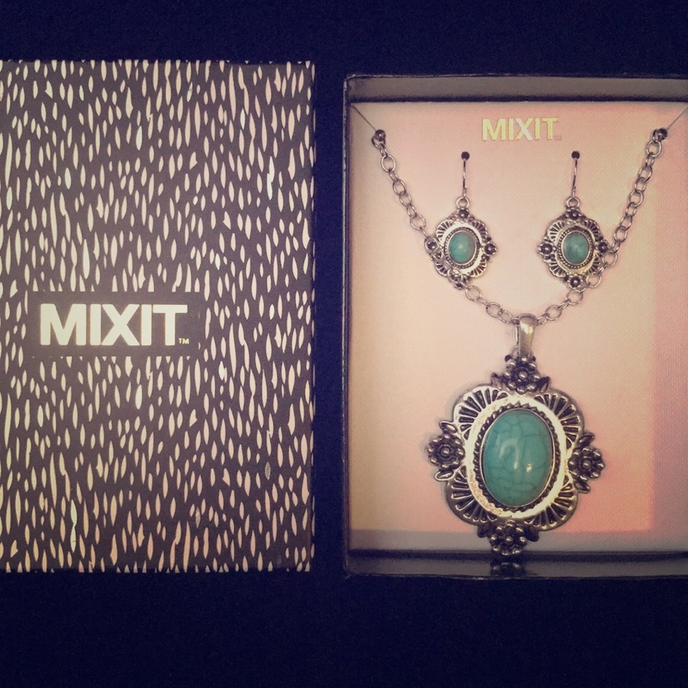 MIXIT, Necklace and Earrings set